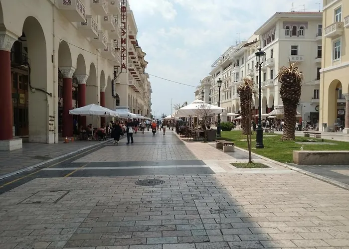 Апартаменты Urban Aristotelous