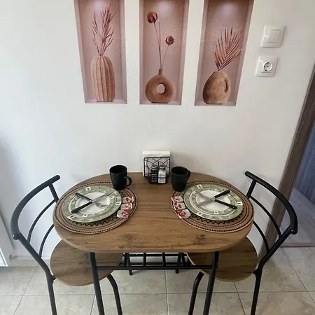 Urban Aristotelous *